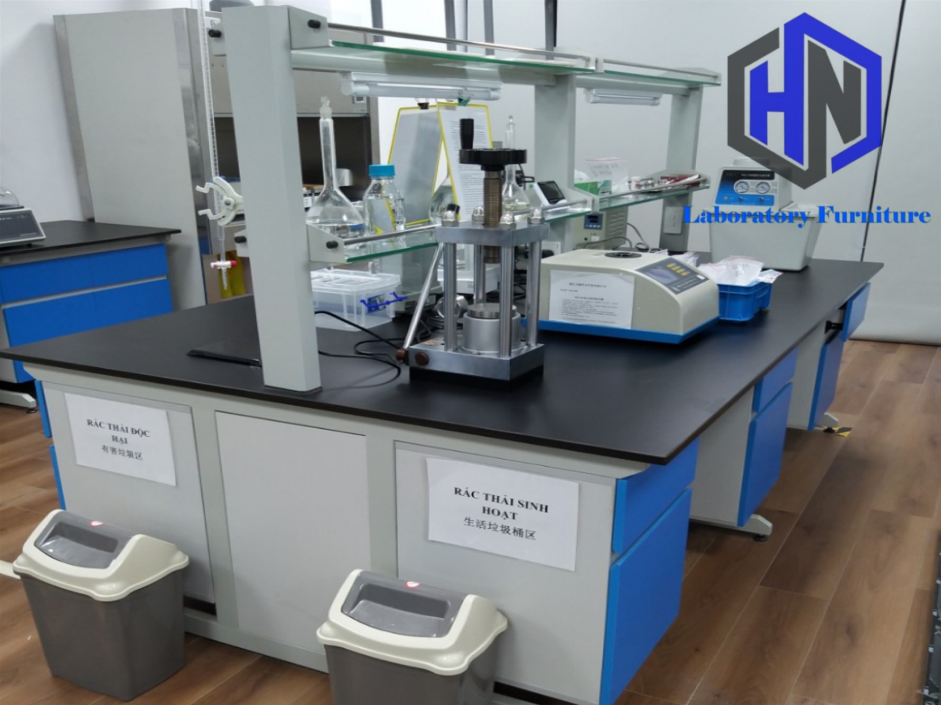 Xem Ảnh Lớn